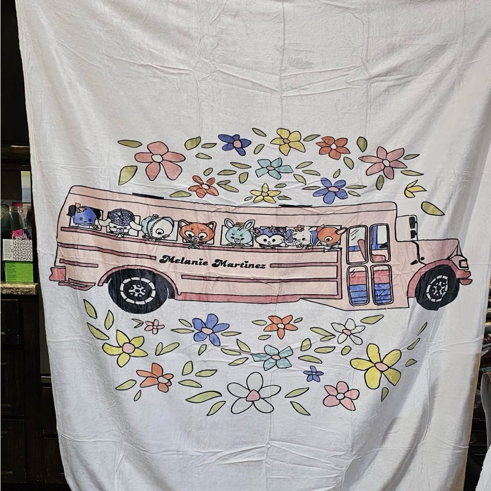 Melanie Martinez bus blanket